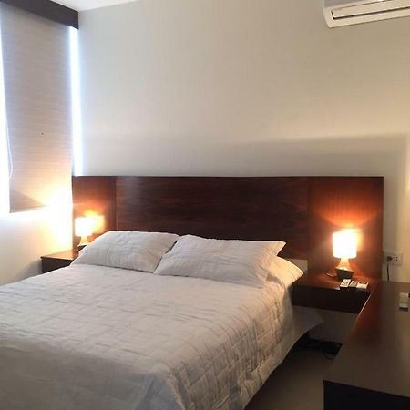 سانتا كروز دي لا سي Hermoso Y Unico Apartamento Moderno, En Pleno Centro De Santa Cruz, Con Netflix Wi-Fi De 60 Mb, Estacionamiento Gratis Y Ac En Todos Los Ambientes المظهر الخارجي الصورة