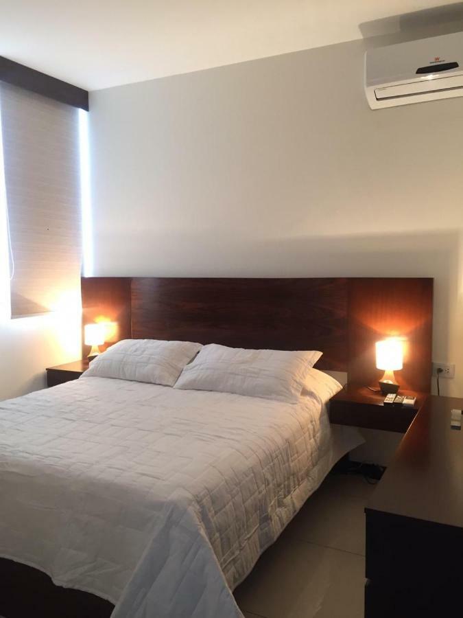سانتا كروز دي لا سي Hermoso Y Unico Apartamento Moderno, En Pleno Centro De Santa Cruz, Con Netflix Wi-Fi De 60 Mb, Estacionamiento Gratis Y Ac En Todos Los Ambientes المظهر الخارجي الصورة