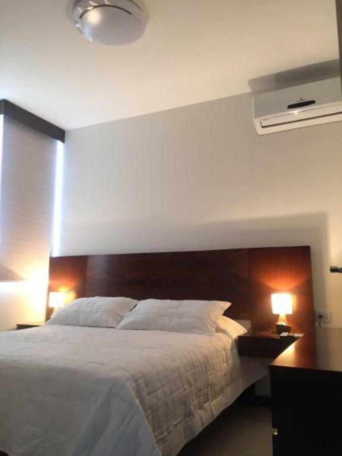 سانتا كروز دي لا سي Hermoso Y Unico Apartamento Moderno, En Pleno Centro De Santa Cruz, Con Netflix Wi-Fi De 60 Mb, Estacionamiento Gratis Y Ac En Todos Los Ambientes المظهر الخارجي الصورة