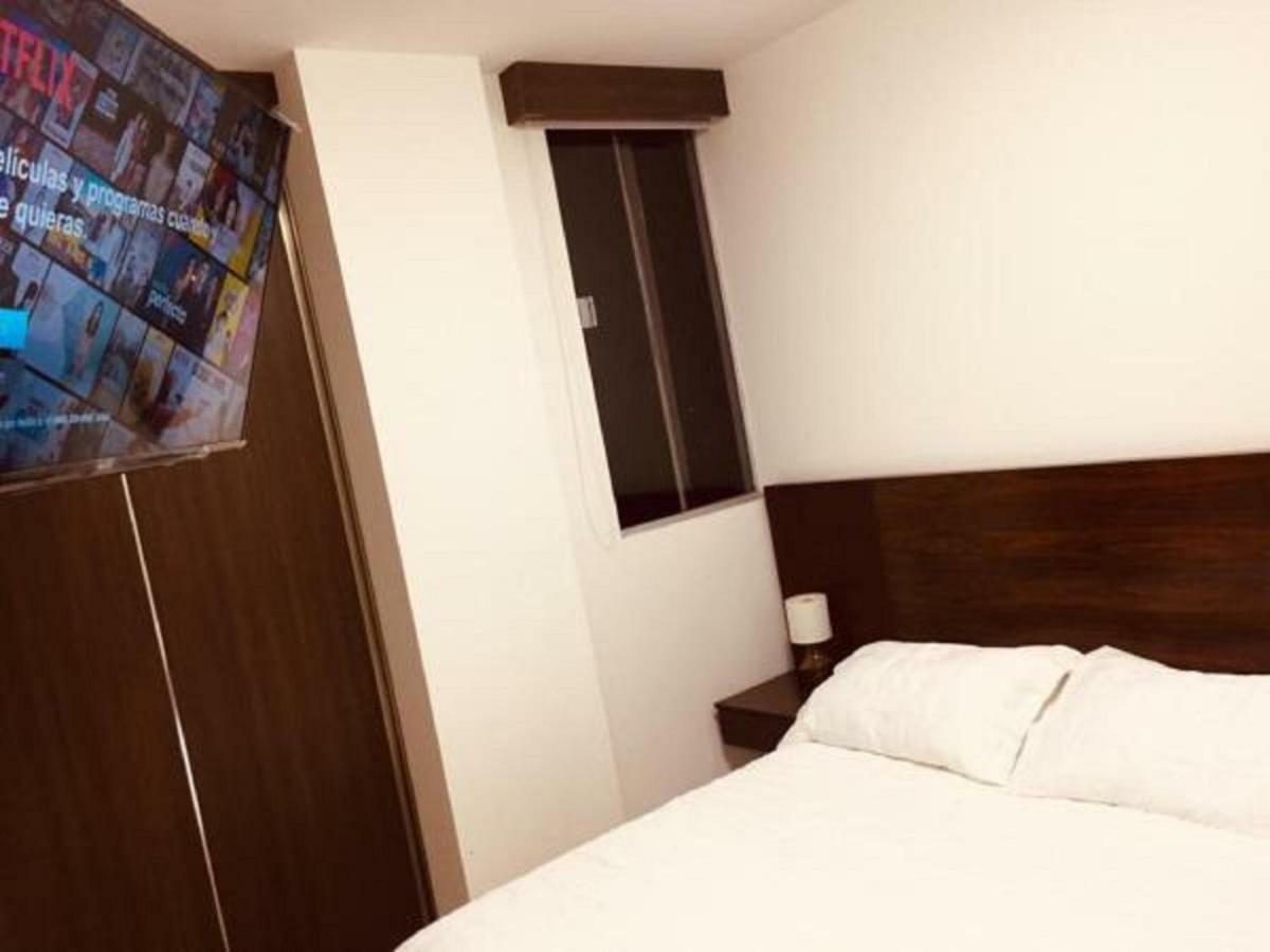 سانتا كروز دي لا سي Hermoso Y Unico Apartamento Moderno, En Pleno Centro De Santa Cruz, Con Netflix Wi-Fi De 60 Mb, Estacionamiento Gratis Y Ac En Todos Los Ambientes المظهر الخارجي الصورة